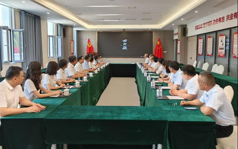 学习榜样精神 汇聚奋进力量 ｜龙心生物公司组织观看主旋律电影《回西藏》