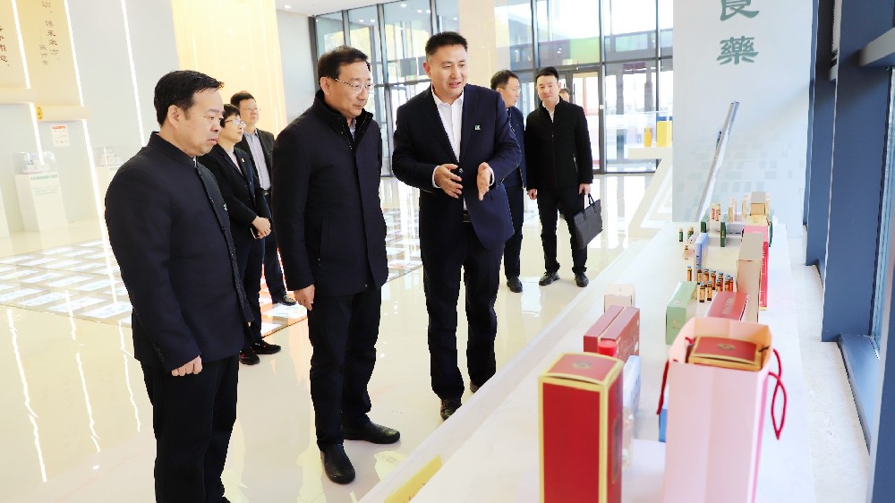 刘文立到龙心生物调研工作